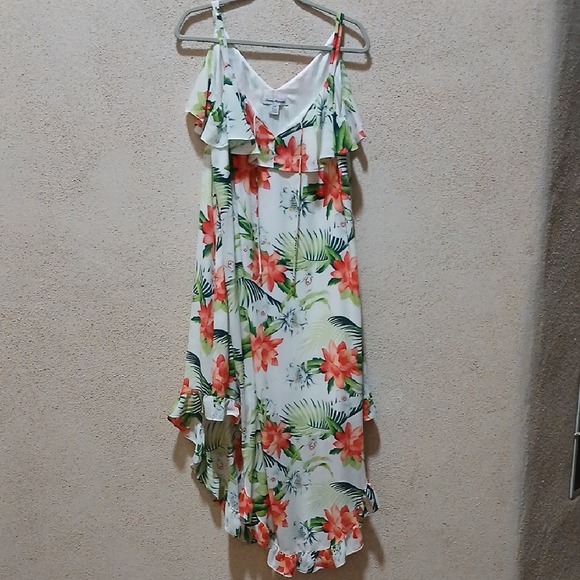 Tommy Bahama Dresses & Skirts - Tommy Bahama Floral V-Neck Dress